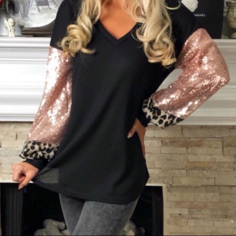 🎉Host pick 🎉Thermal Waffle Knit Puff Sequin top - Picture 4 of 4